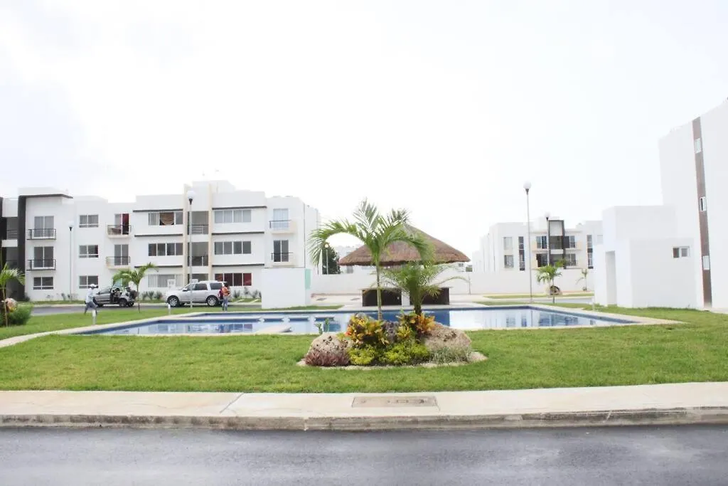 Depa De Playa C/Alberca Cerca De La 5A Avenida Apartment Playa del Carmen