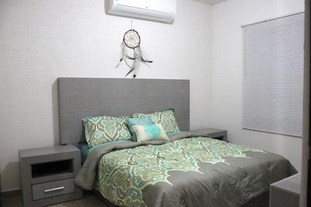 Depa De Playa C/Alberca Cerca De La 5A Avenida Apartment Playa del Carmen Mexico