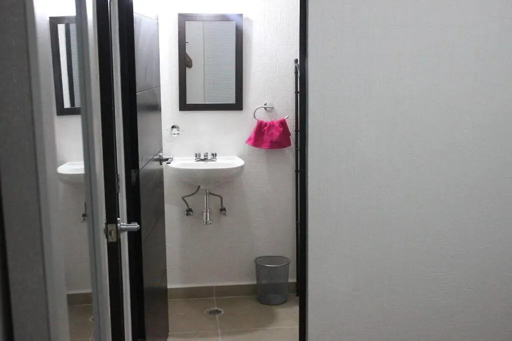 Depa De Playa C/Alberca Cerca De La 5A Avenida Apartment Playa del Carmen