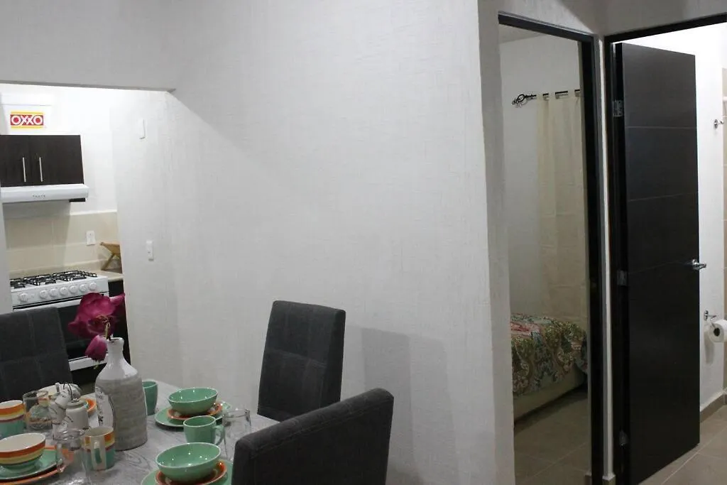 Depa De Playa C/Alberca Cerca De La 5A Avenida Apartment Playa del Carmen Mexico